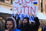 Bild für Українці у Німеччині виходять на протест проти „миру“ з Росією на її умовах