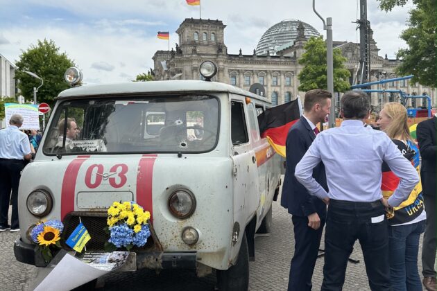 Розстріляна швидка з Харківщини