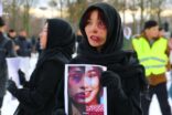 Bild für تظاهرات جهانی در اعتراض به نسل‌کشی هزاره ها نقض حقوق بشر و سرکوب زنان و دختران در افغانستان
