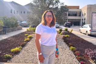 Bild für بين برلين وبيرزيت، نجاة عبد الحق ابنة الهويتين وجسر بين ثقافتين