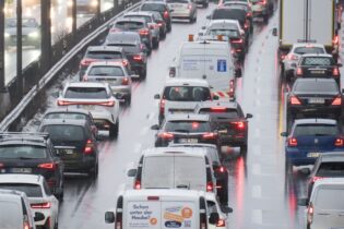 Bild für “جواسيس على عجلات” مخاوف ألمانية حول اقتراب السيارات الصينية من المنشآت الحساسة